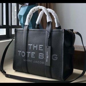 BRAND NEW NEVER USED MARC JACOBS HANDBAGS